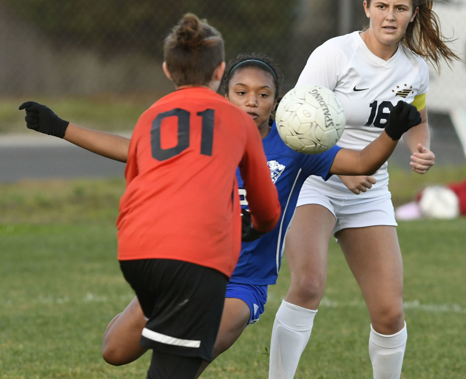 121319 AG Lompoc girls soccer 17.jpg